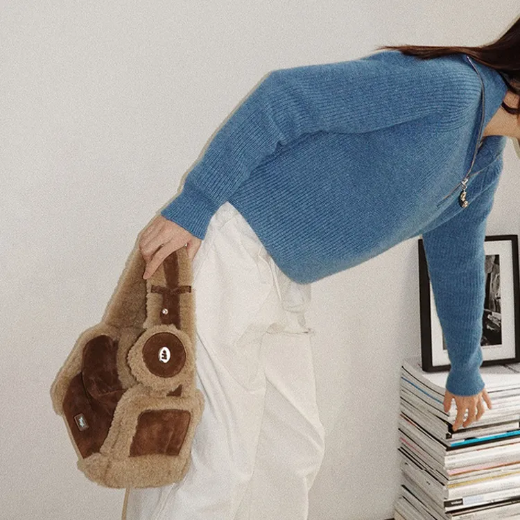 Tagi. Woolen One Shoulder Handbag Small Size Women's QuicheBlock Lamb Pine Wood-3