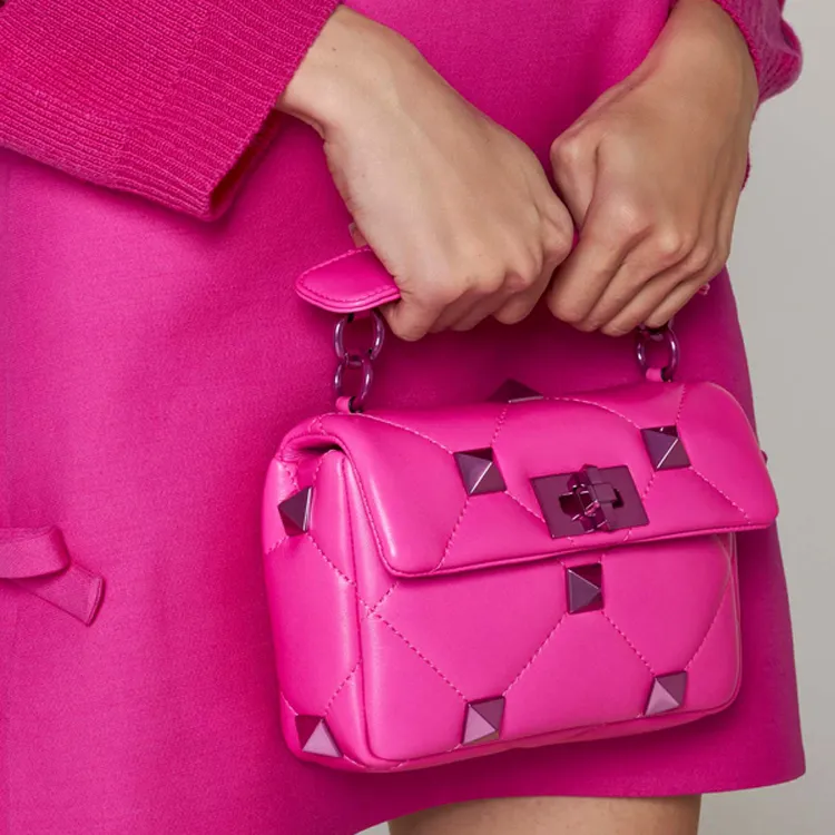 Valentino ROMAN STUD Sheepskin Handheld Portable Crossbody Bag Shoulder Bag Small Size Women's Pink-4