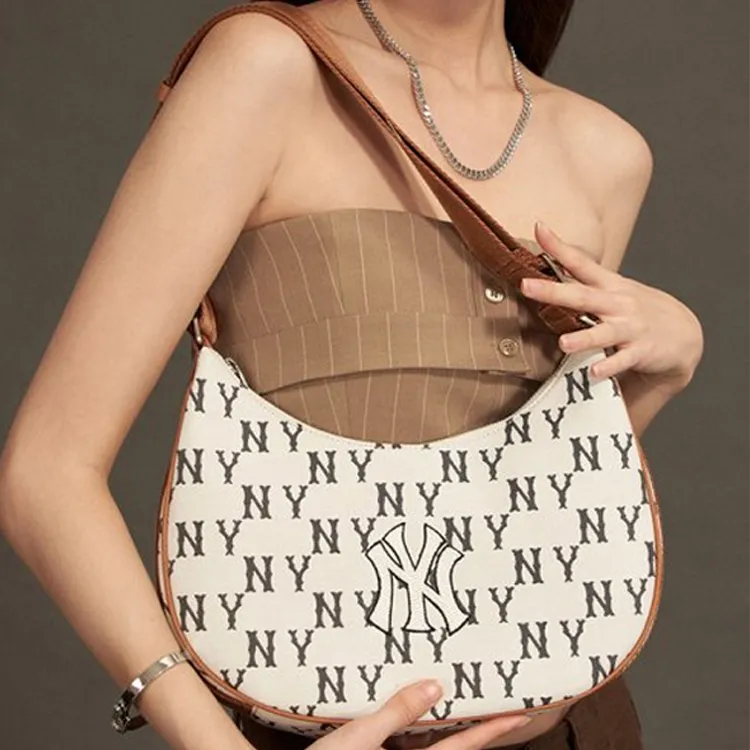 MLB Denim Dumpling Bag Shoulder Bag Handbag Shoulder Bag Women's White-4