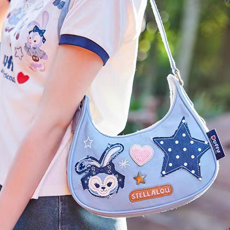 Mickey & Friends Classic All-Over Print Refillable