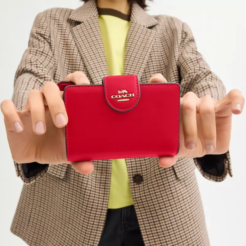 COACH Corner Zip Cow Leather Wallet Medium Size Women's Red-2