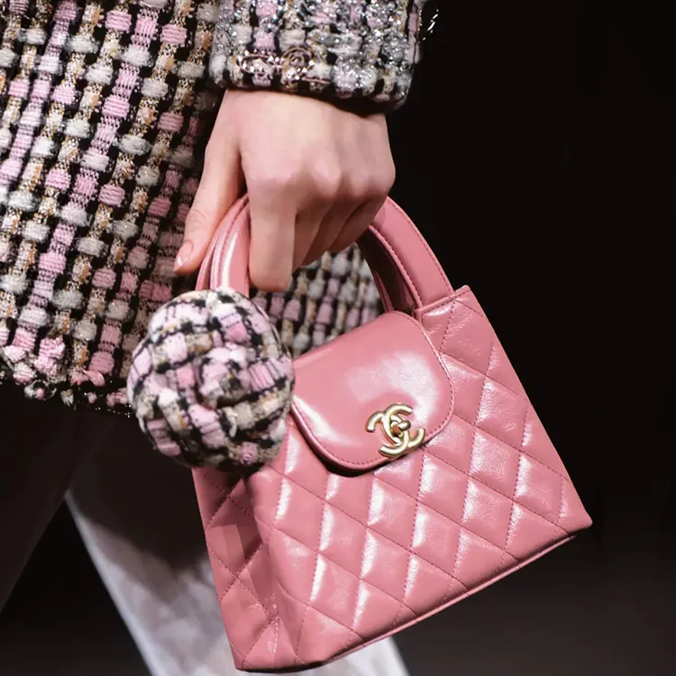 CHANEL Calfskin Crossbody One Shoulder Handbag Mini Women's Coral Pink-7