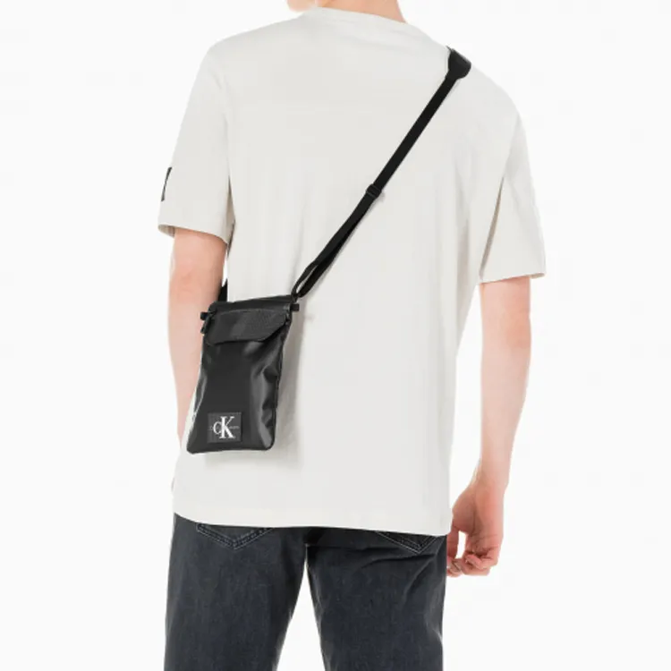 CALVIN KLEIN Fabric One Shoulder Crossbody Cell Phone Pouch Men's Black-3