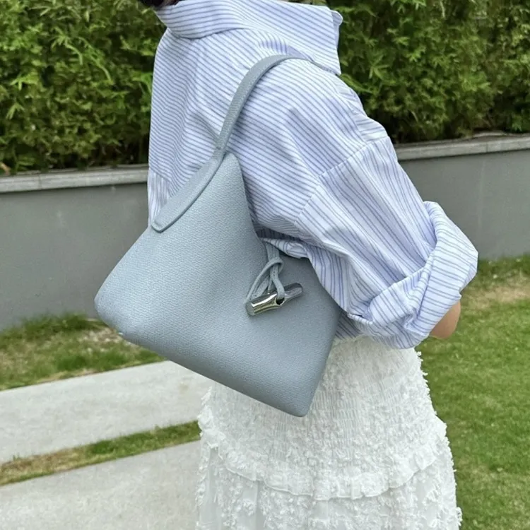 LONGCHAMP Roseau Leather Shoulder Bag Women's Cloud Blue-3