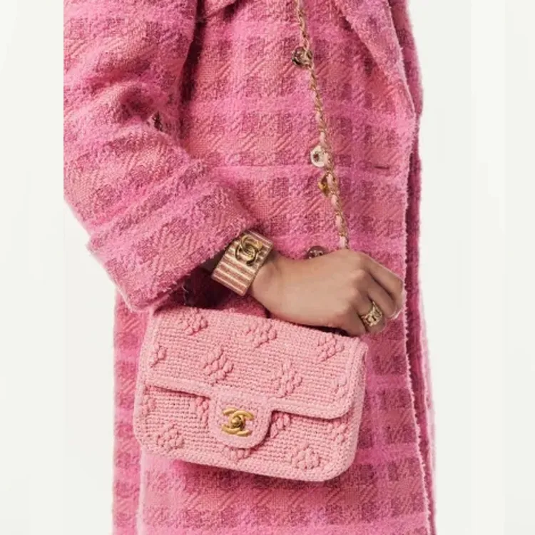 CHANEL Raffia Effect Woven Shoulder Bag, Crossbody Bag Regular Women's Light Pink-5