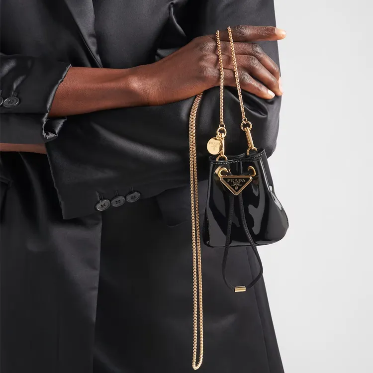 PRADA Patent Leather Bonded Leather One Shoulder Crossbody Clutches Mini Women's Black-3