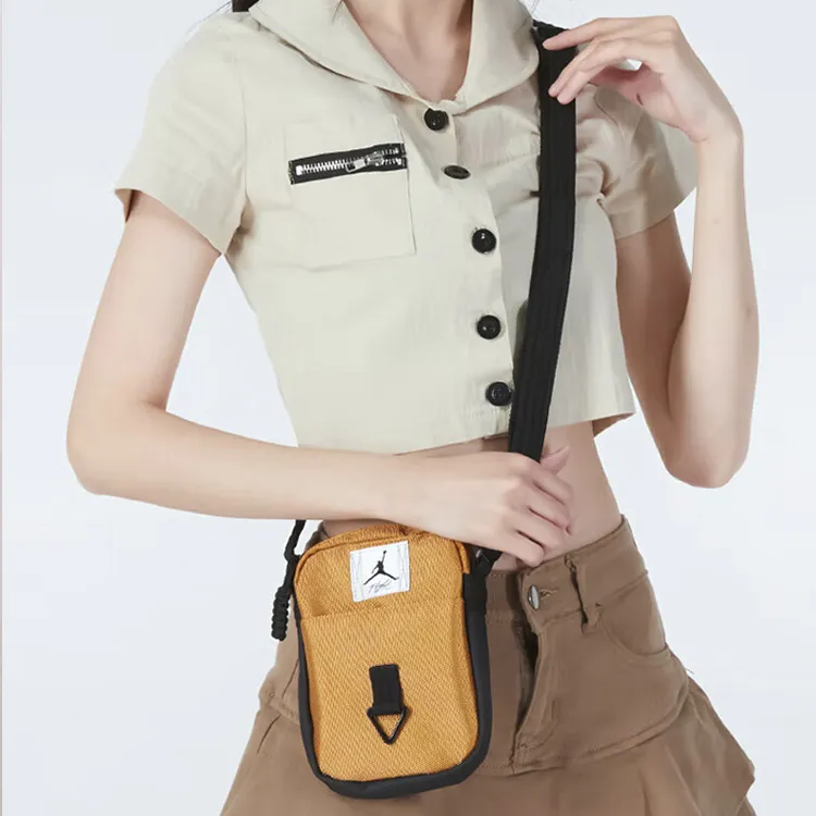 Nike Polyester Shoulder Bag Crossbody Bag Regular Unisex Brown-4