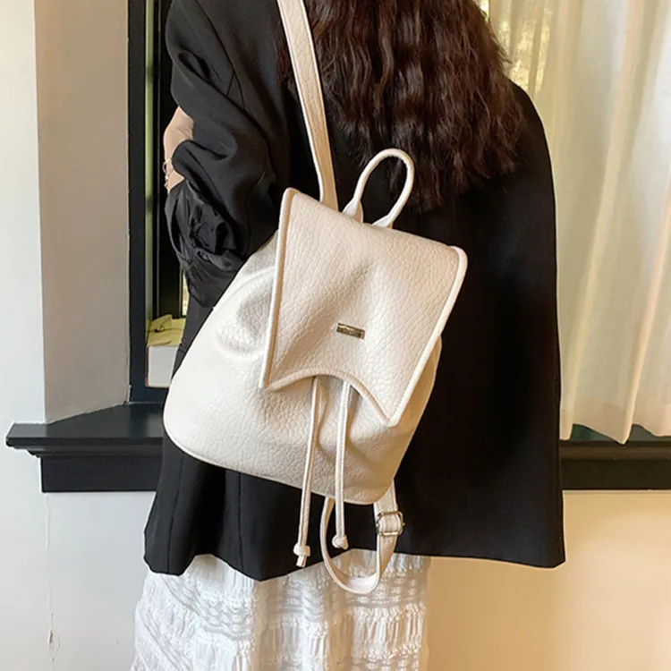 SUPERCUTE PU Backpack Regular Women's Ecru/Silver/Black/Pink-2