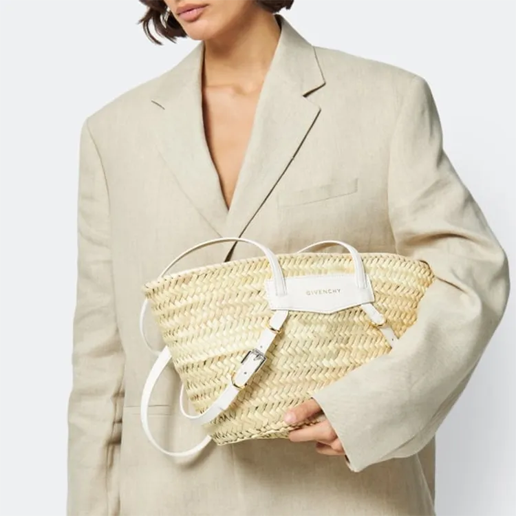 Givenchy Voyou Shoulder Bags-4