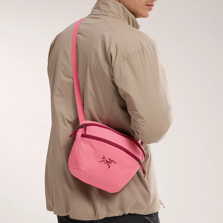 Arcteryx Mantis 2 Recycled Polyester Fanny Pack Regular Unisex Turbo AC Red Robin-2