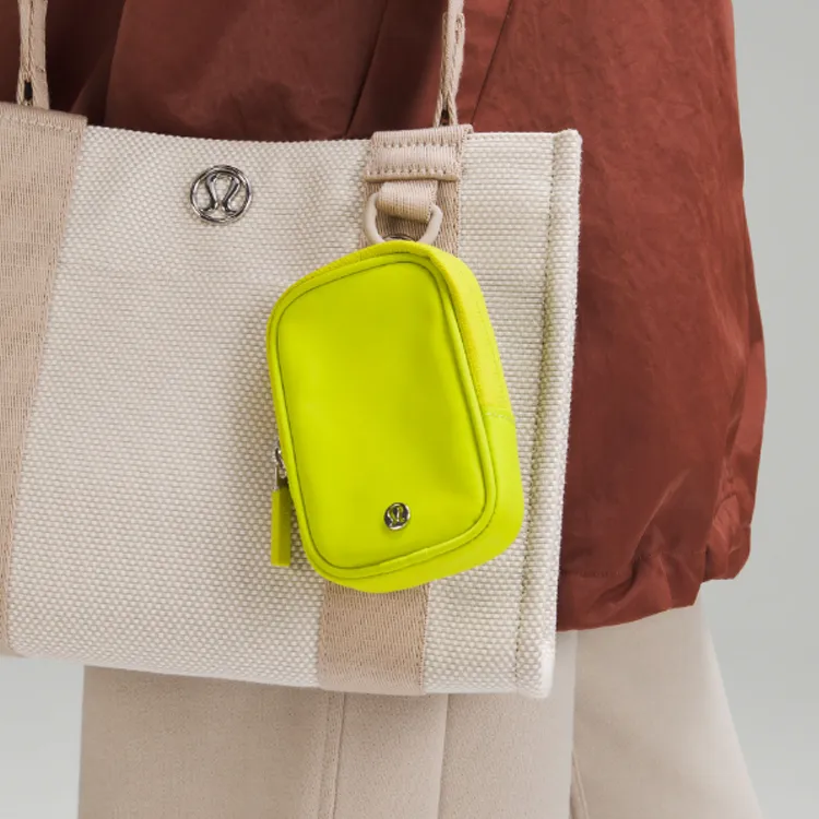 Lululemon Recycled Nylon Key Pouch Regular Unisex Lime Yellow-4