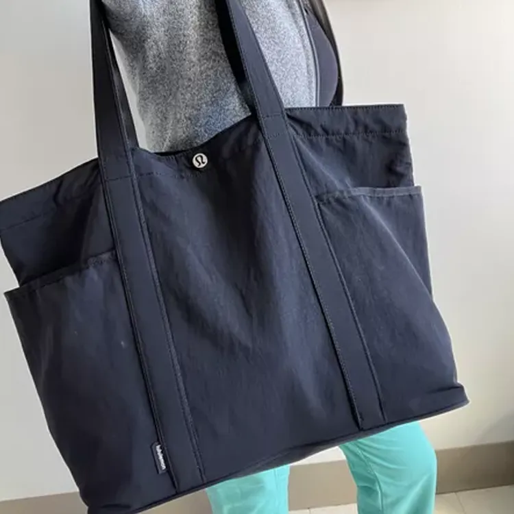 Lululemon Recycled Nylon Tote Bag Shopping Bag Shoulder Bag Handbag Regular Unisex Black-2