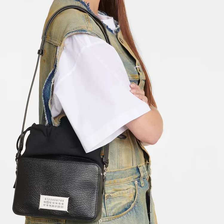 Maison Margiela Calfskin Crossbody Bag, Shoulder Bag Women's Black-3