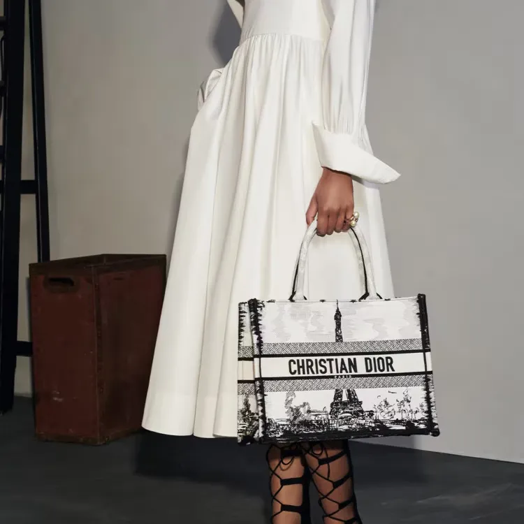 DIOR Embroidery Tote Bag, Shopping Bag, Handbag Medium Size Women's Black-6