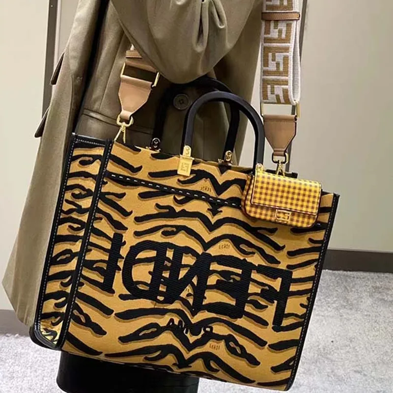 FENDI Sunshine Handbags-4