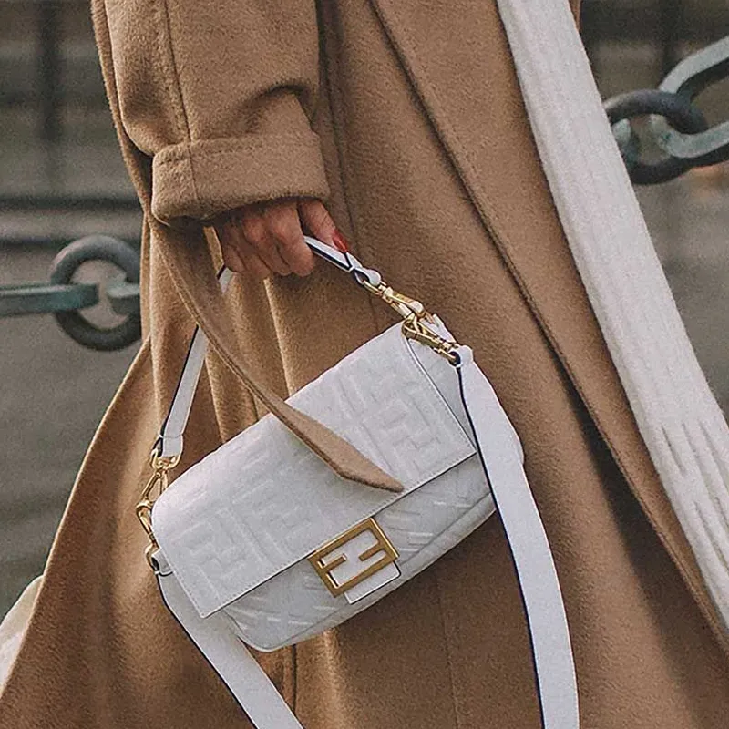 FENDI By Marc Jacobs Baguette Medium White Leather Bag FENDI By Marc Jacobs Baguette Medium White Leather Bag