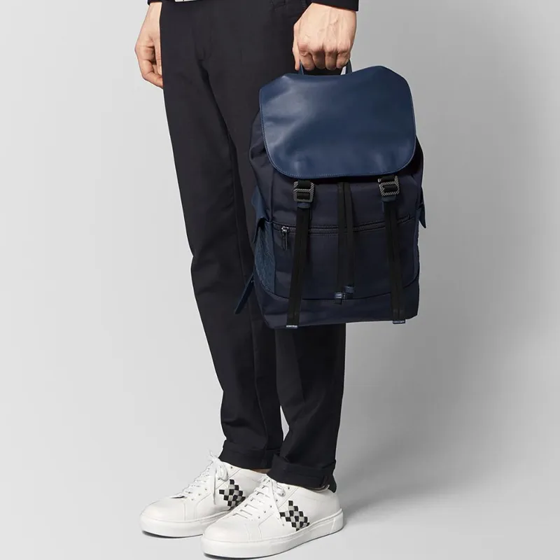 Bottega Veneta Leather Backpack Navy-3
