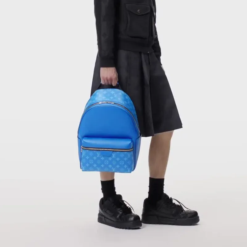 LOUIS VUITTON M46557 Discovery Backpack-1