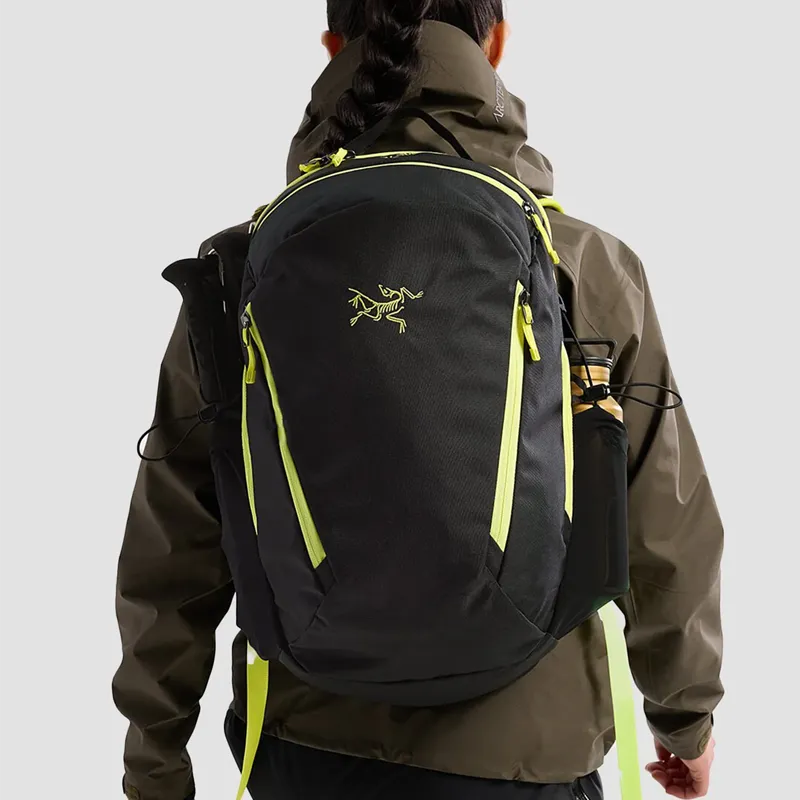 Arcteryx Mantis 26L Backpacks Unisex Black/Euphoria-3