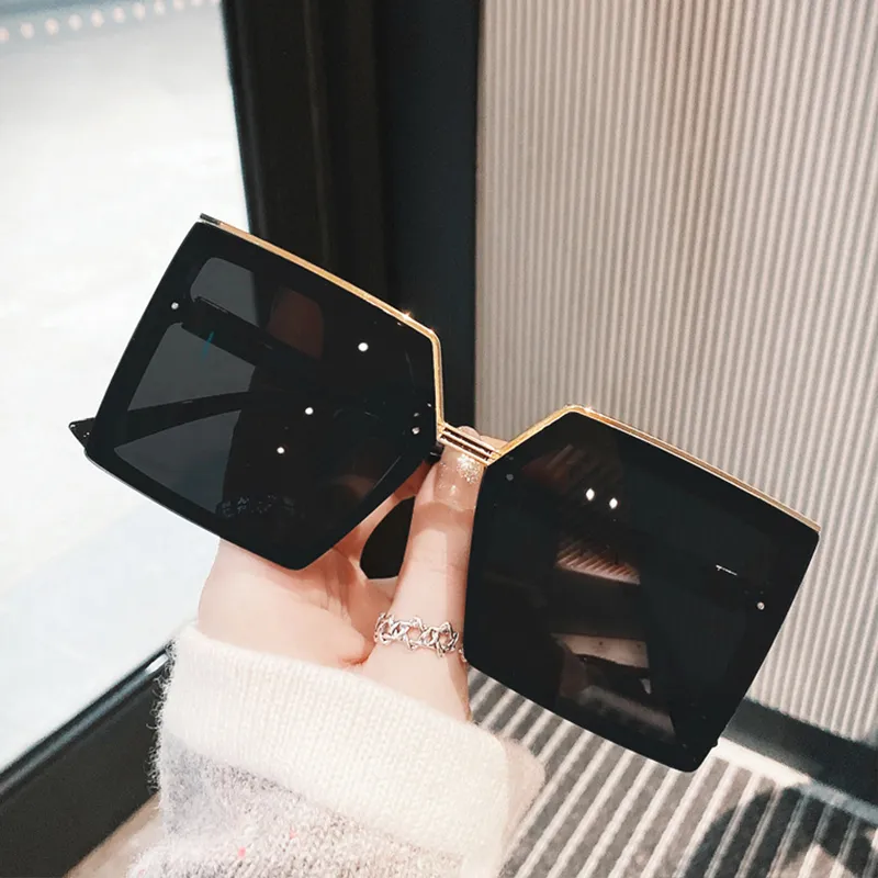 Narandu PC Square Sunglasses Unisex Black-2