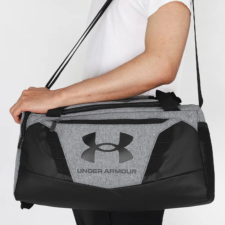 Under Armour Polyester Handbag Shoulder Bag Crossbody Bag Travel Bag Gym Bag Extra Small Unisex Black Gray-3