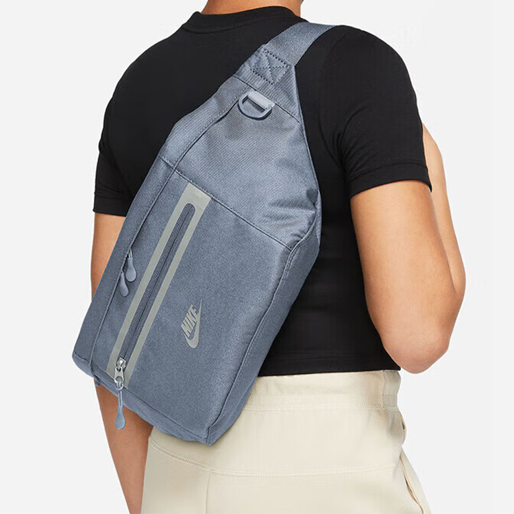 完売必須!☆Nike Elemental Premium Fanny Pack (8L) Amazon.com | Nike Elemental Premium Adult Unisex Fanny Pack