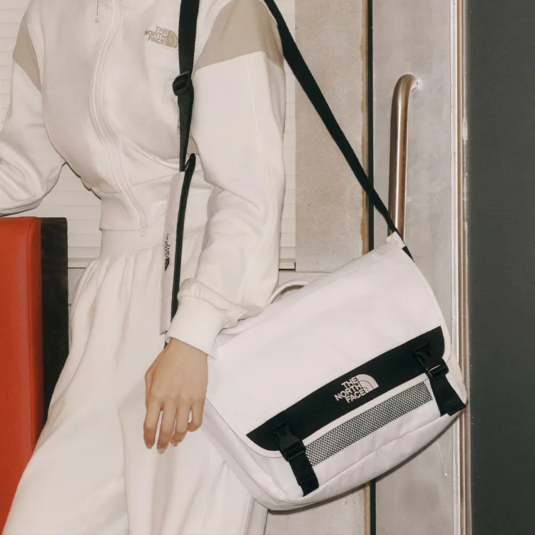 THE NORTH FACE Polyester Messenger Bag, Crossbody Bag, Shoulder Bag Unisex White-2