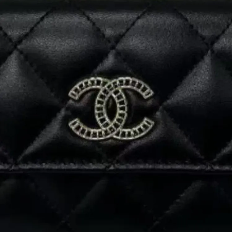 CHANEL Logo Wallet Women's Black-1