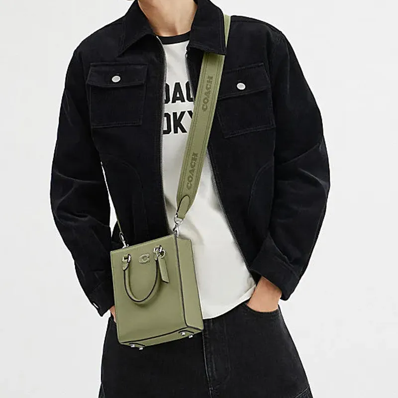 COACH Cow Leather Tote Bag, Shopping Bag, Shoulder Bag, Crossbody Bag, Handbag Trumpets Men's Moss Green-4