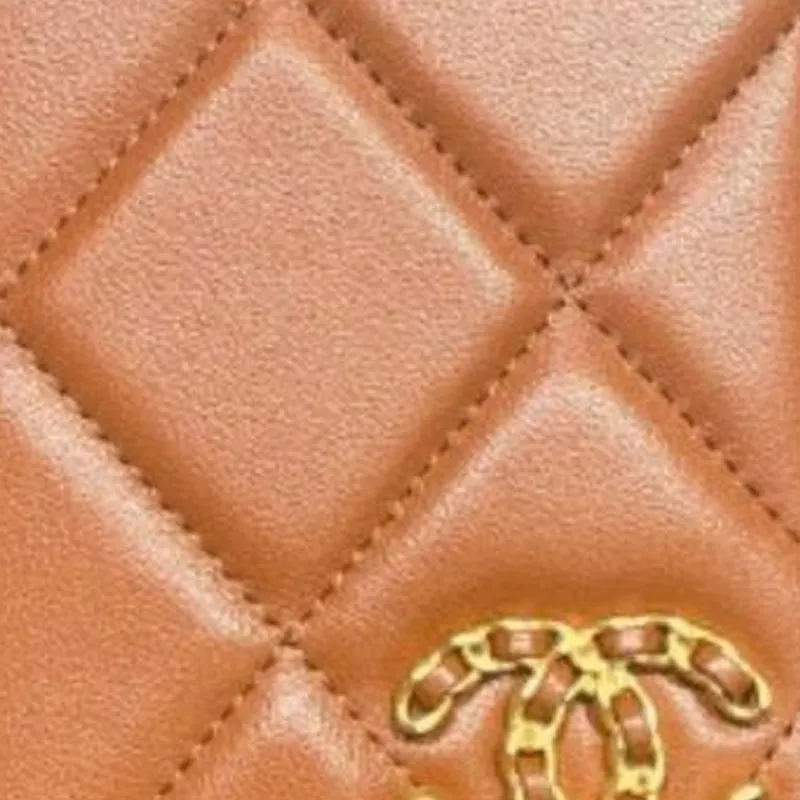 CHANEL Sheepskin Wallet Women's Caramel-1