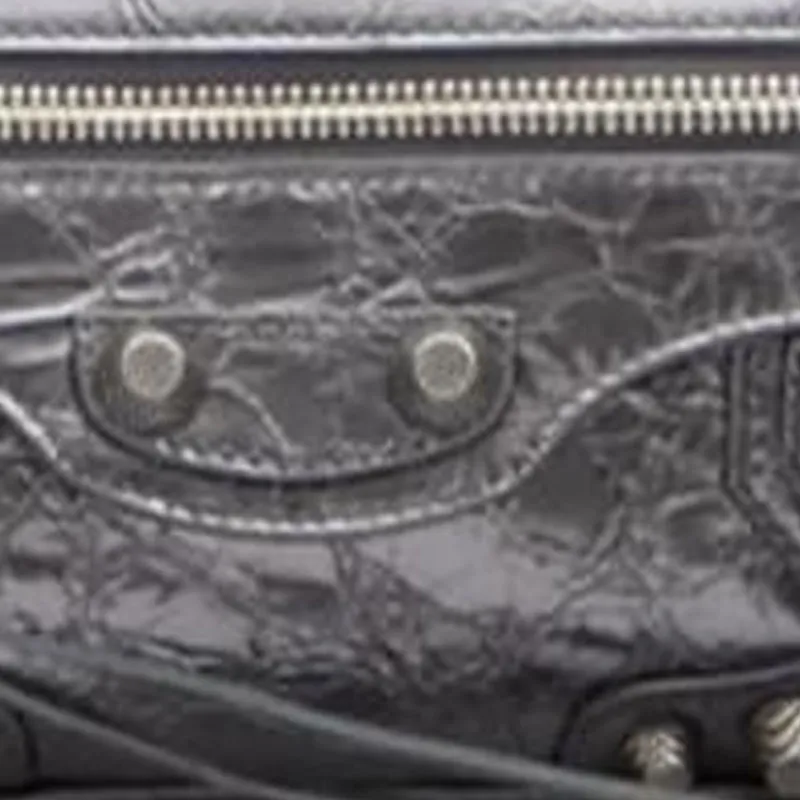 Balenciaga Le Cagole Xs Sling Bag-4