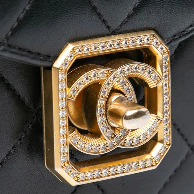 CHANEL 21K Winter Lambskin Shoulder Bag, Crossbody Bag Trumpets Women's Black-4