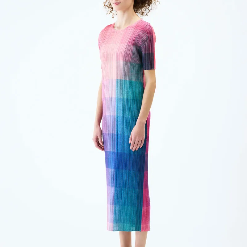 ISSEY MIYAKE Pleated Midi Dress-4