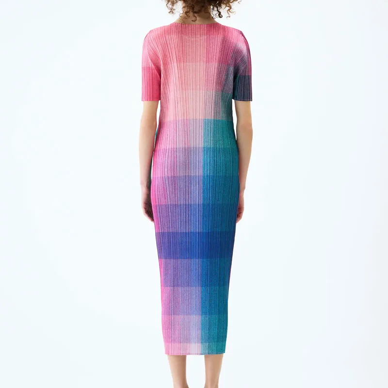 ISSEY MIYAKE Pleated Midi Dress-3