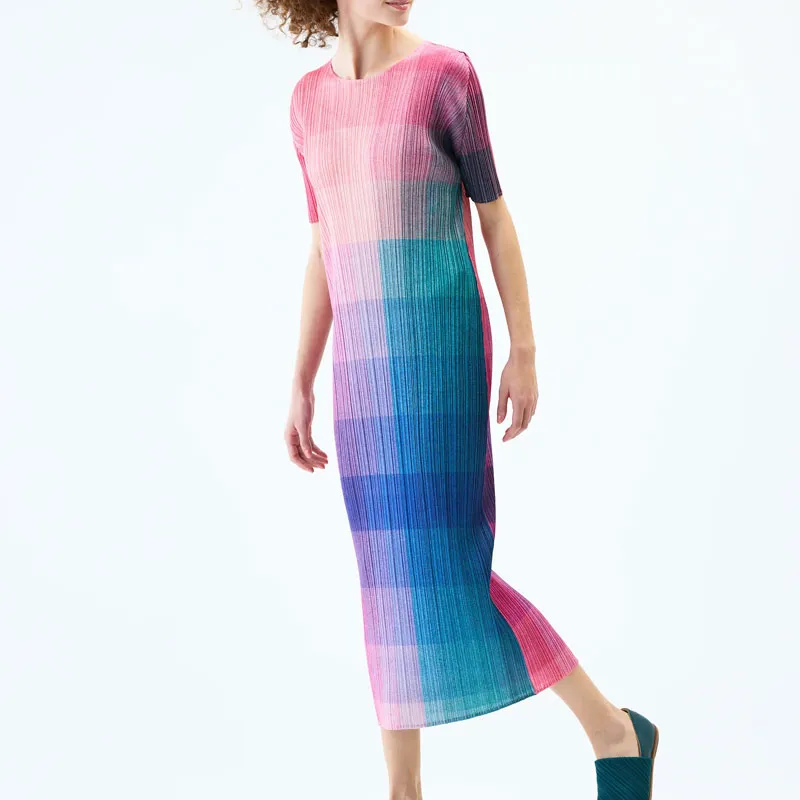 ISSEY MIYAKE Pleated Midi Dress-5