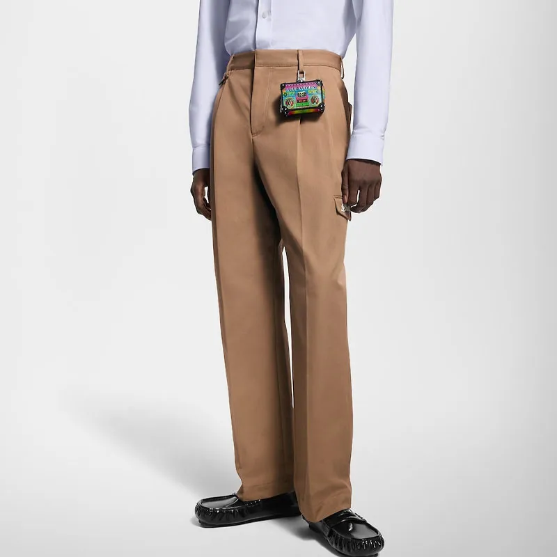 LOUIS VUITTON 1AGTO2 Signature Chino Pants-4