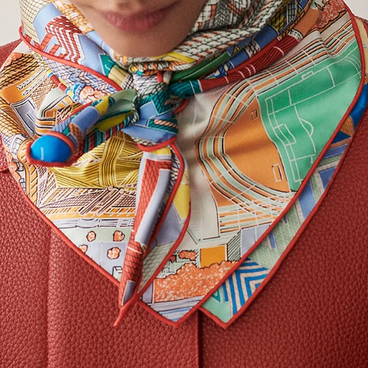 HERMES Carré 90 Silk Scarves Women's Green-1
