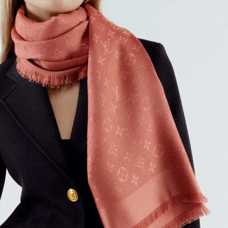 LOUIS VUITTON Shawls Unisex Red-3