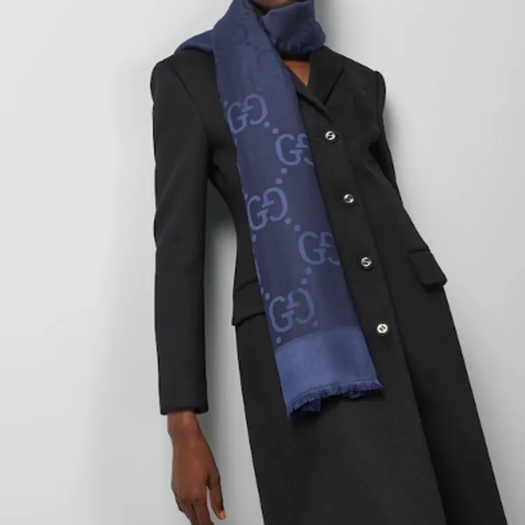 GUCCI Gg Jacquard Frayed Edge Shawl-2