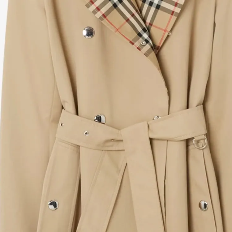Burberry Vintage Check trim Short Trench Coat-5