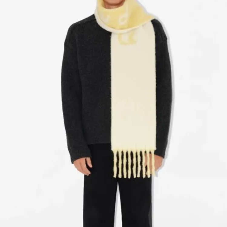 Burberry Logo intarsia Reversible Scarf-6