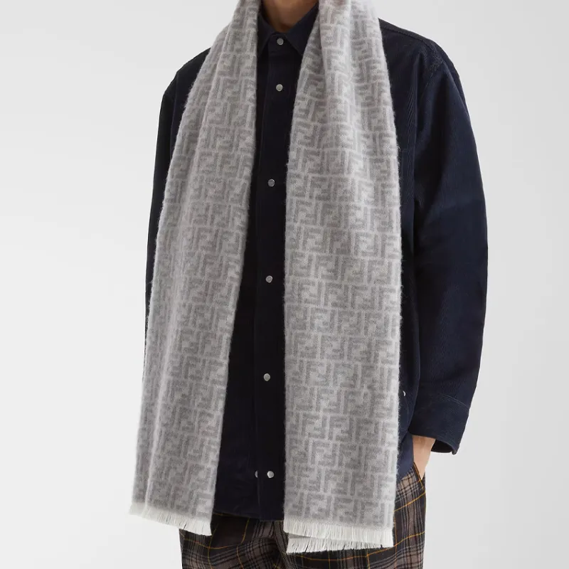 FENDI Wool Knit Scarves Men's Gray-2