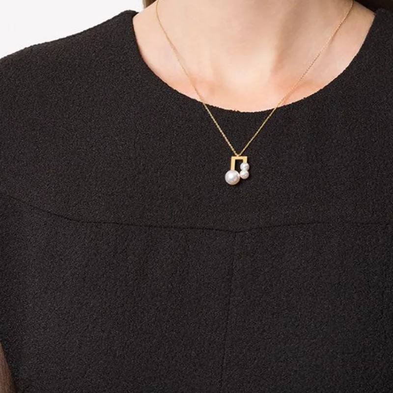 TASAKI 18kt Yellow Gold Collection Line Balance Note Akoya Pearl Pendant-2