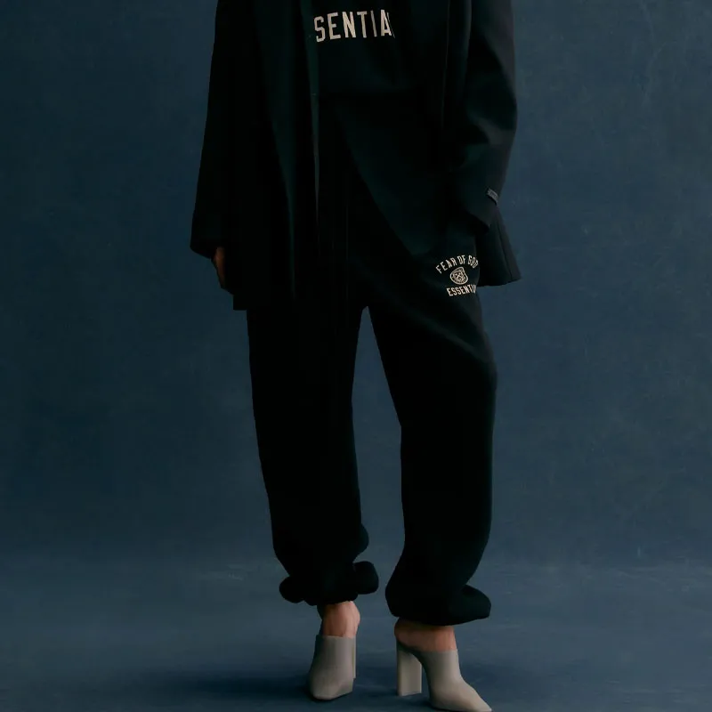 Fear Of God Essentials Women's Fleece Sweatpant FW24 Black-2