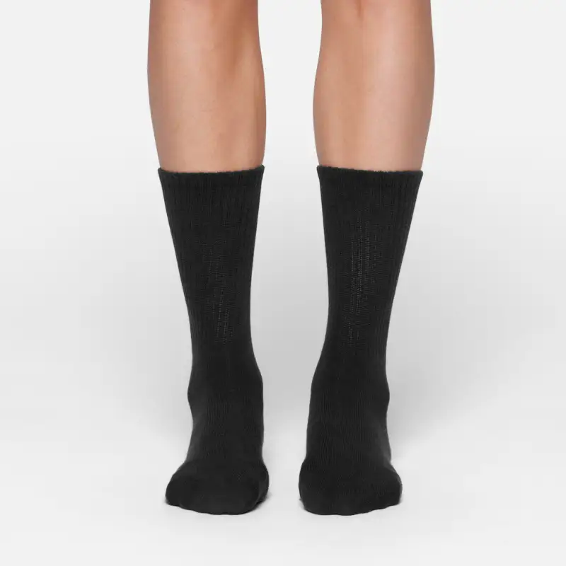 SKIMS SPORT CREW SOCK Mid-Calf Socks Unisex 1 Pack KYANITE/Blue Crystal Stone-1
