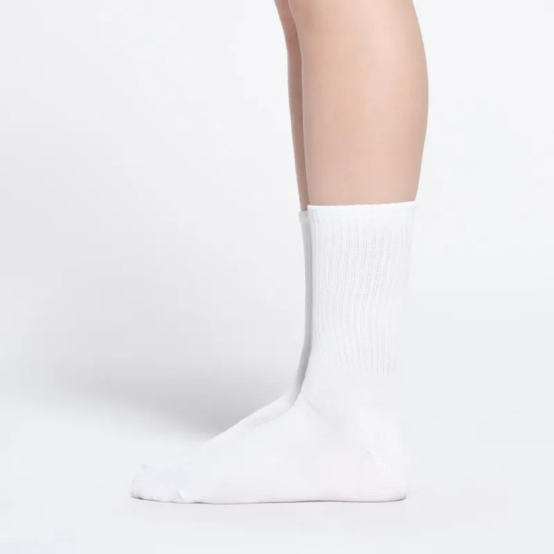 SKIMS SPORT CREW SOCK Mid-Calf Socks Women's 1 Pack SNOW/Snow-3