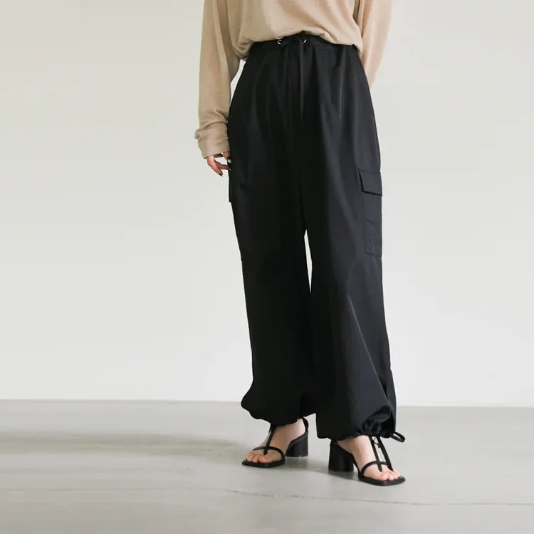 Select MOCA Cargo Pants Women's-10