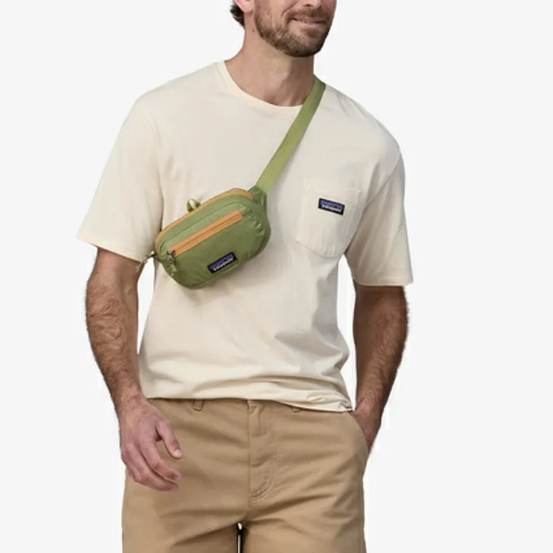 Patagonia 1L Fanny Packs Recycled Nylon Buckhorn Green Unisex-2