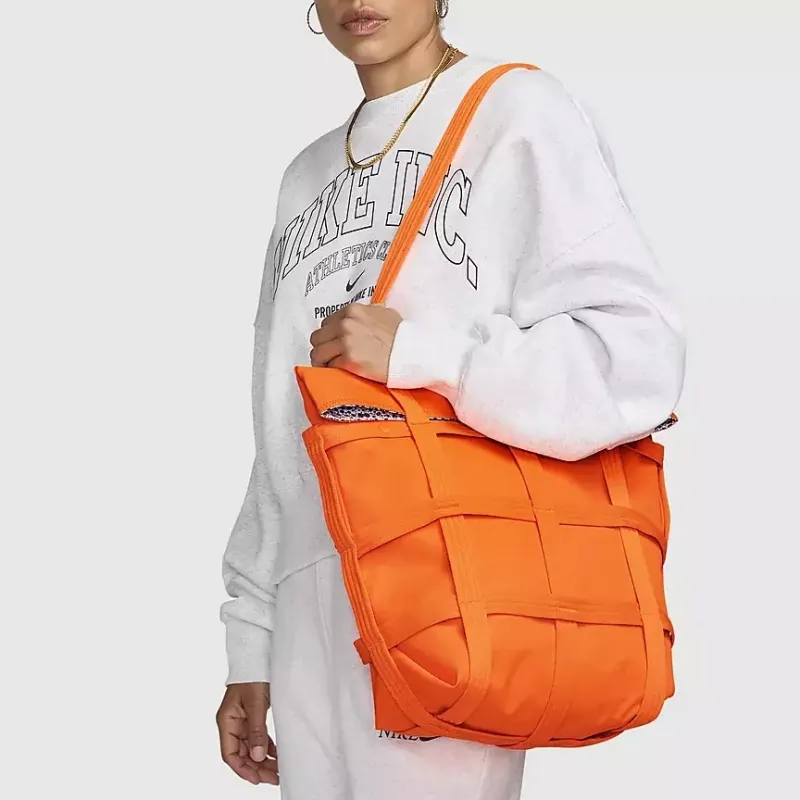 Nike Sportswear Electric Cargo Reversible 12L Tote Bag Total Orange/Black-4