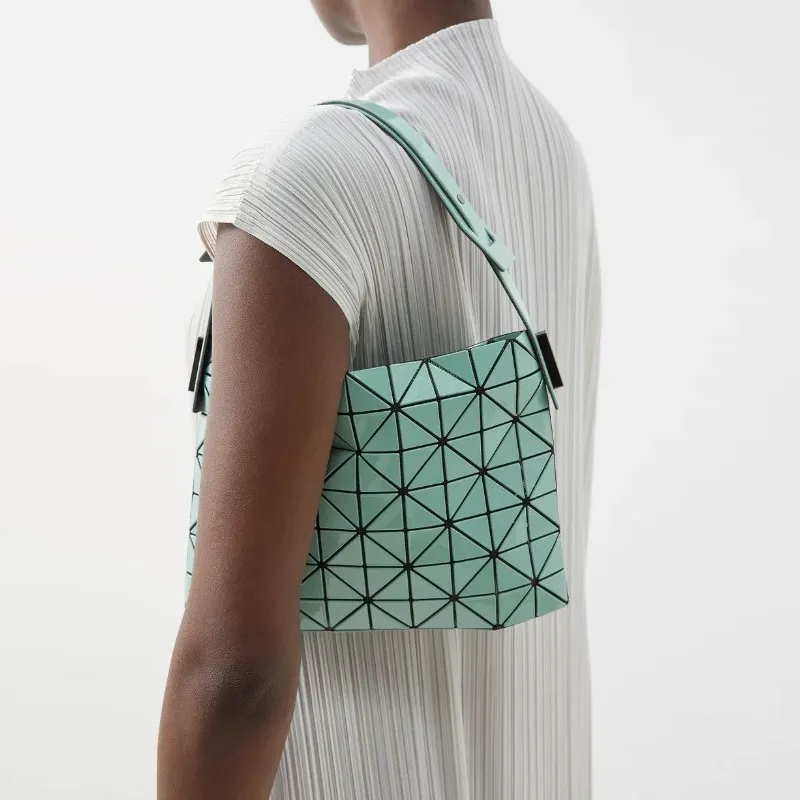ISSEY MIYAKE Baguette Artificial Leather Tote Bag, Shopping Bag, Shoulder Bag, Handbag Medium Size Women's Grass Green-5